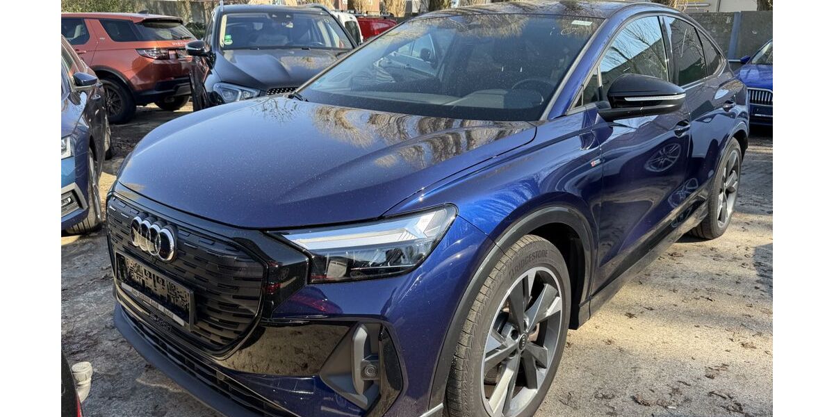 Audi Q4 e-tron 45.875 km 32.950 &euro; Krefeld 47805