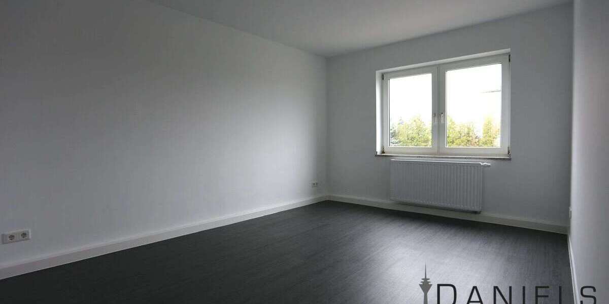 Etagenwohnung Neuss Barbaraviertel - 3 Zimmer, 83 m&sup2;, 840&euro; | Angebot:26460025
