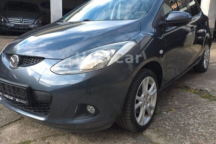 Mazda 2 107.700 km 4.200 &euro; Wuppertal 42283