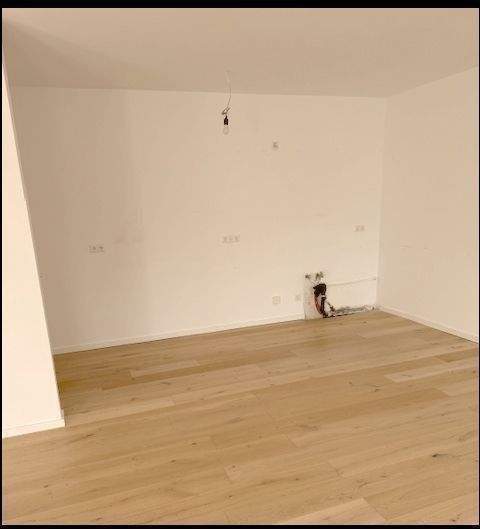 Etagenwohnung Kaarst Vorst - 3 Zimmer, 138 m&sup2;, 2.070&euro; | Angebot:26881288