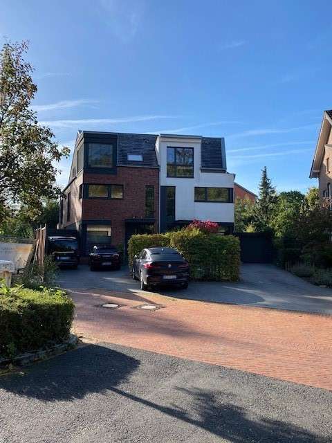 Wohnung zum Kaufen in Neuss 905.000 € 165 m²