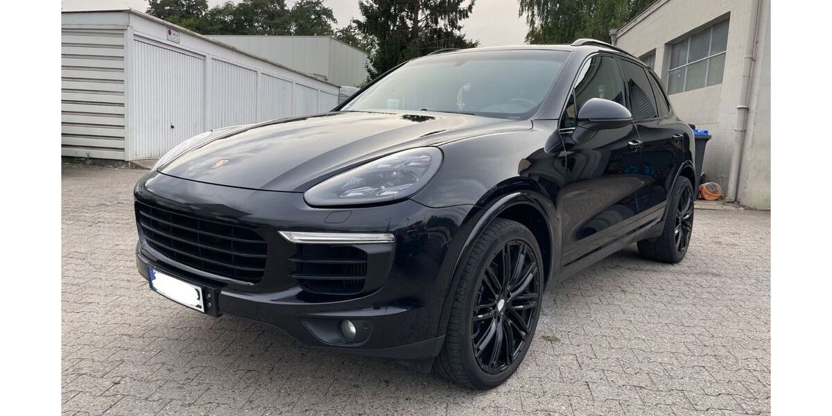 Porsche Cayenne 220.000 km 26.999 &euro; Mönchengladbach 41238