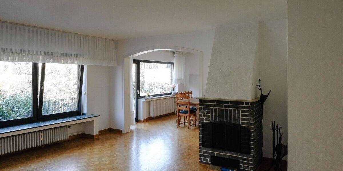 Einfamilienhaus Düsseldorf Wittlaer - 9 Zimmer, 264 m&sup2;, 1.190.000&euro; | Angebot:26815926