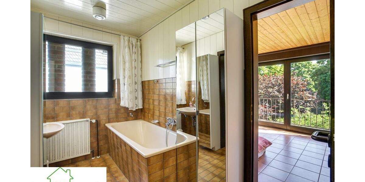 Doppelhaushälfte Düsseldorf / Hassels Hassels - 5 Zimmer, 207 m&sup2;, 750.000&euro; | Angebot:25705682