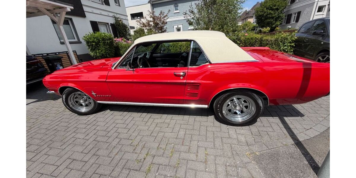 Ford Mustang 18.860 km 36.900 &euro; Mülheim 45481