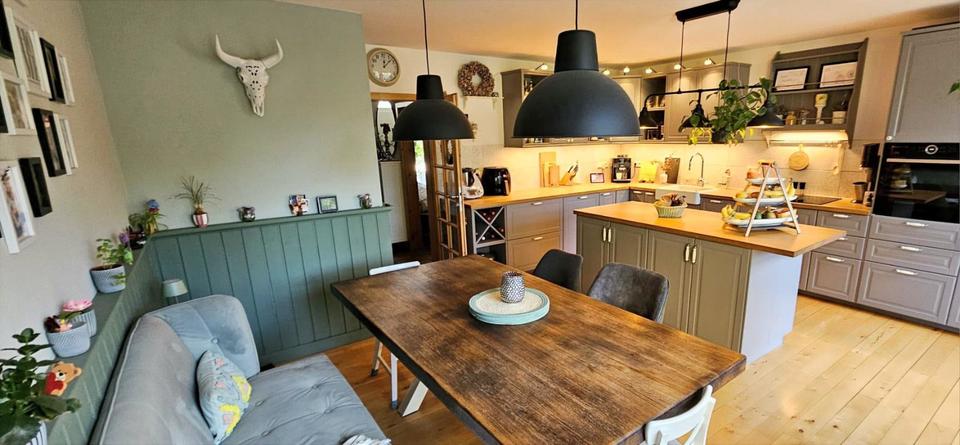 Provisionsfrei Doppelhaushälfte, Südstadt, vielseitig nutzbar 5 zimmer