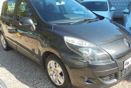 Renault Scenic 152.000 km 3.499 &euro; Duisburg 47249