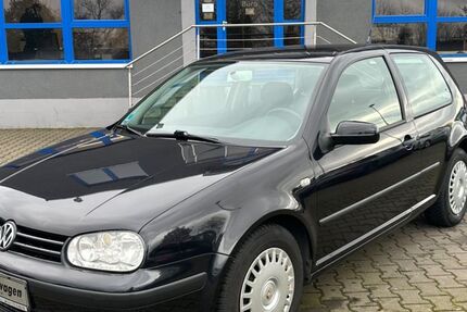 VW Golf 189.698 km 2.450 &euro; Monheim am Rhein 40789