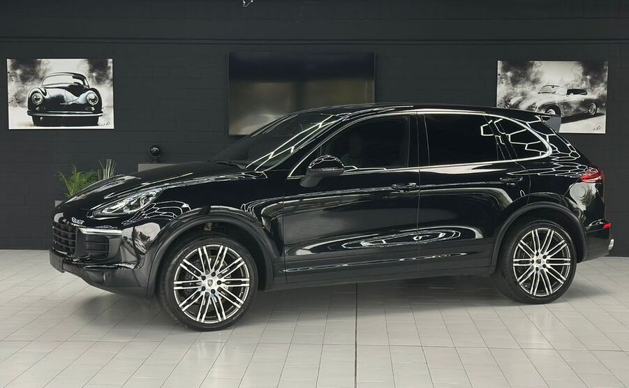 Porsche Cayenne 178.614 km 29.900 € Wegberg 41844