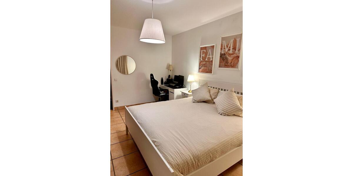 Liebevoll modernisierte 3-Zimmerwohnung mit Küche und Stellplatz 3 zimmer