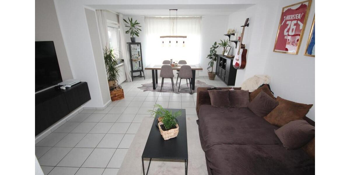 Erdgeschoßwohnung Mönchengladbach Ost - 2 Zimmer, 75 m&sup2;, 875&euro; | Angebot:26413904