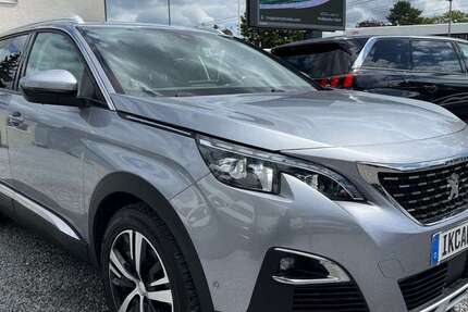 Peugeot 5008 95.000 km 18.445 &euro; Düsseldorf 40549