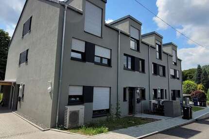Haus zum Mieten in Leverkusen 2.300 € 145.93 m²
