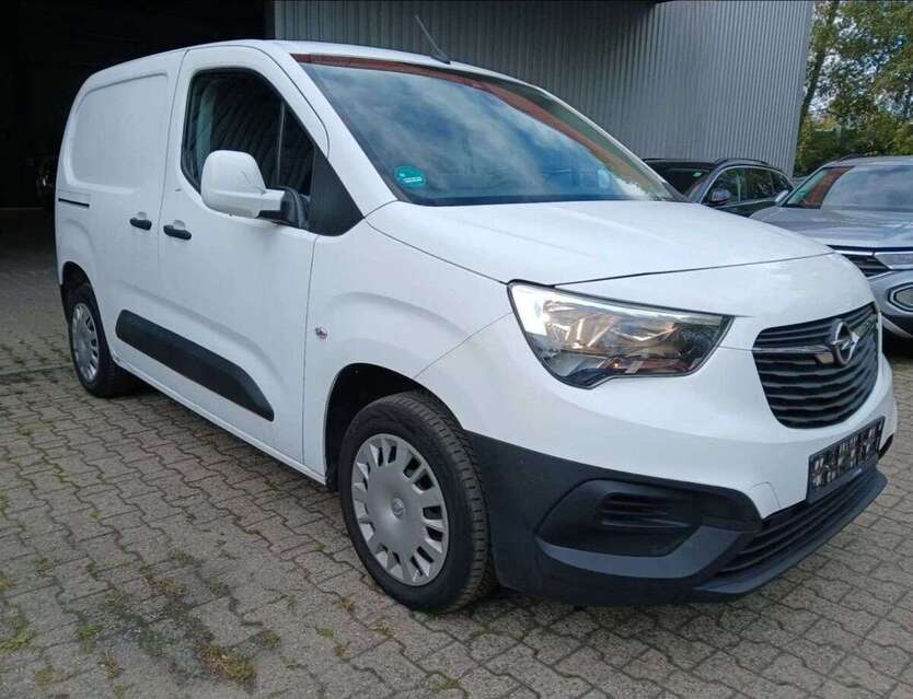 Opel Combo 104.990 km 9.995 € Hilden 40724