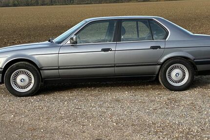 BMW 750 190.320 km 23.900 &euro; Düsseldorf 40593