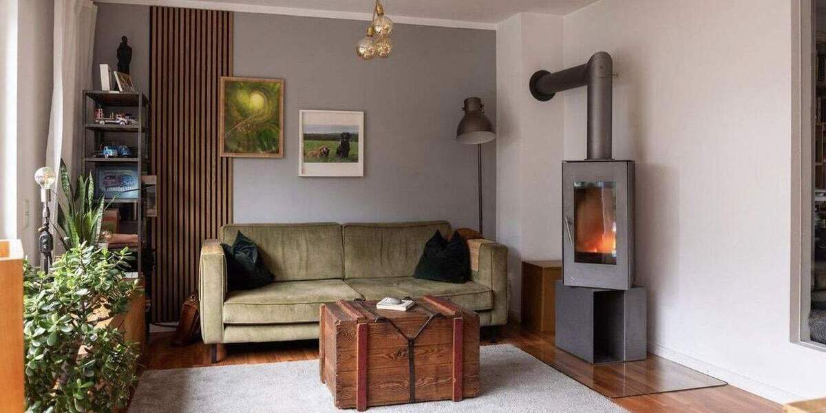 Modernisiertes Mittelhaus in begehrter Ruhiglage - Wohnen am Wuppertaler Dönberg 5 zimmer