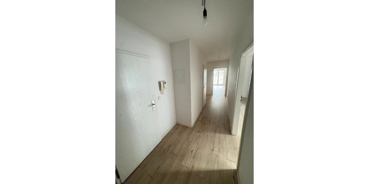Etagenwohnung Düsseldorf Lörick - 2 Zimmer, 62 m&sup2;, 1.365&euro; | Angebot:25416083