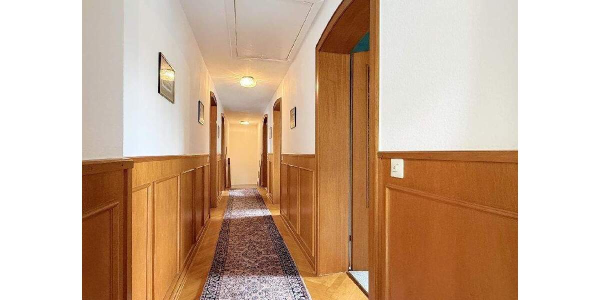 TOLLES ANWESEN MIT SCHWIMMBAD IN KREFELD-KLIEDBRUCH! 9 zimmer