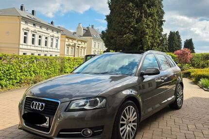 Audi A3 130.000 km 8.499 &euro; Wuppertal 42113