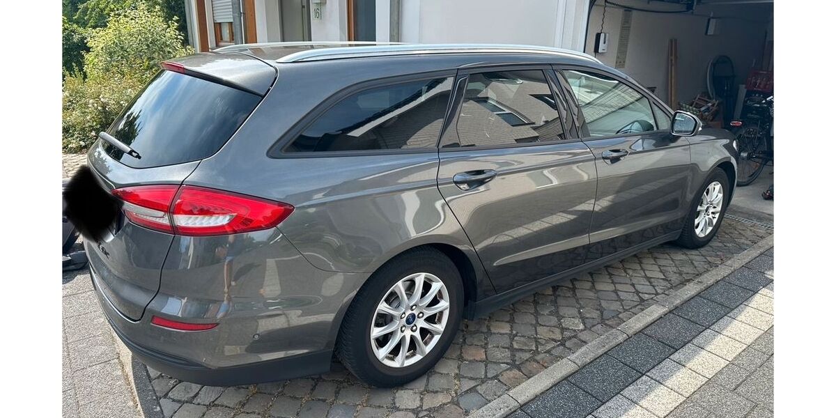Ford Mondeo 90.000 km 14.500 &euro; VIERSEN 41749