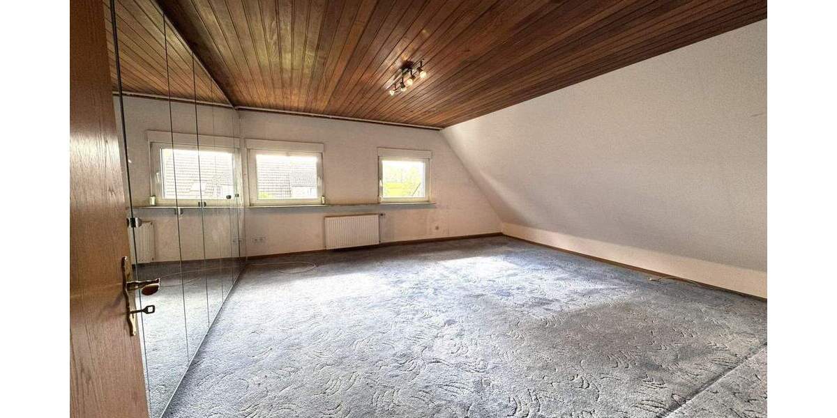 Aus Alt mach Neu! Freistehendes Einfamilienhaus mit großem Garten in Mettmann 3 zimmer