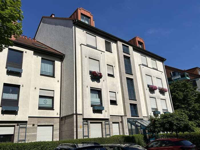 Wohnung zum Kaufen in Düsseldorf Unterrath 249.000 € 53.75 m²
