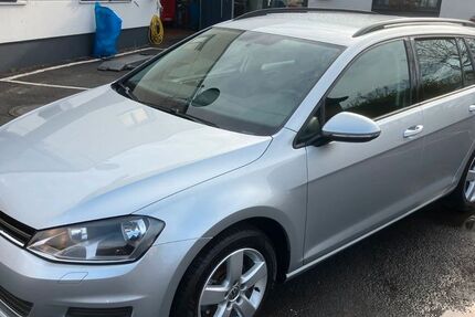 VW Golf 245.000 km 5.900 € Korschenbroich 41352