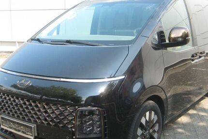 Hyundai STARIA 72.201 km 32.900 &euro; Krefeld 47800