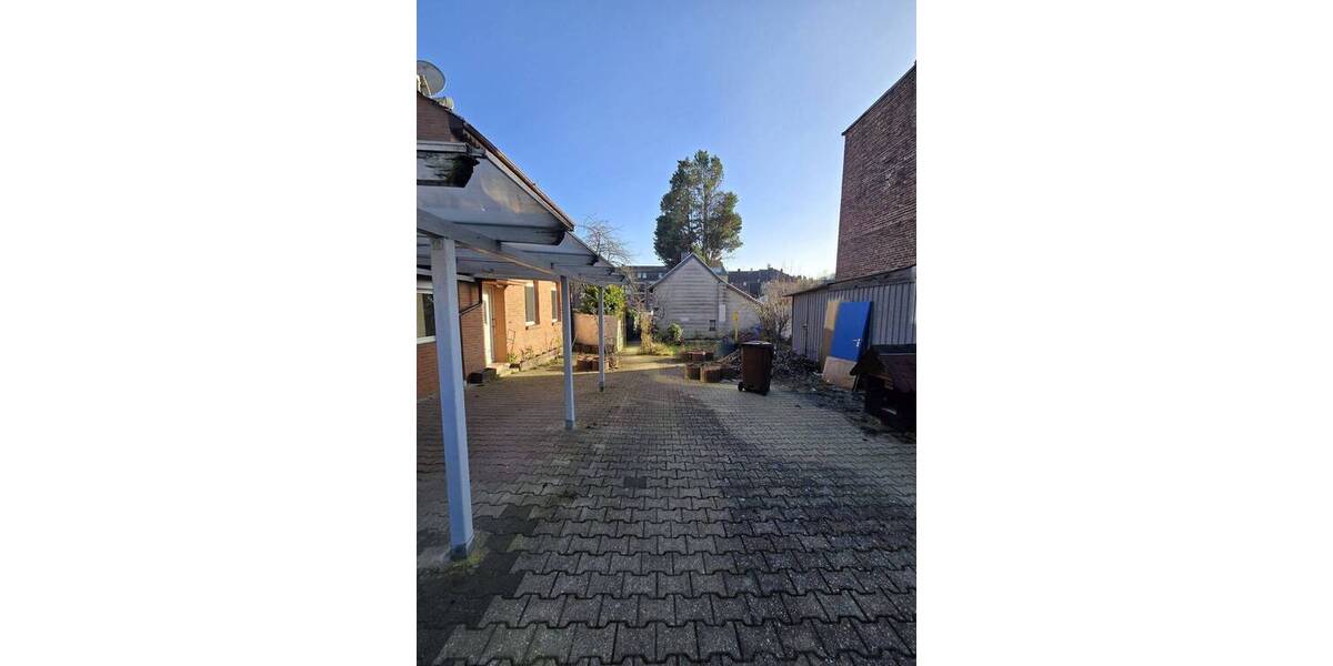 Etagenwohnung Mönchengladbach Rheydt - 4 Zimmer, 85 m&sup2;, 140.000&euro; | Angebot:26249977
