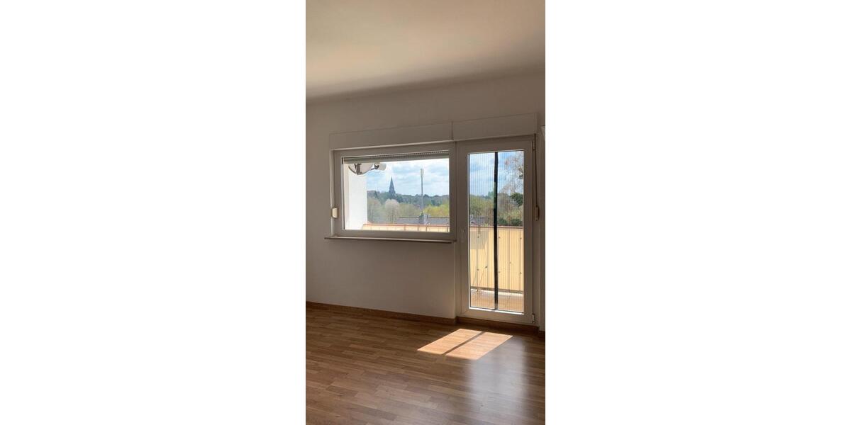 Hochparterre Solingen - 2 Zimmer, 58 m&sup2;, 136.000&euro; | Angebot:26447281