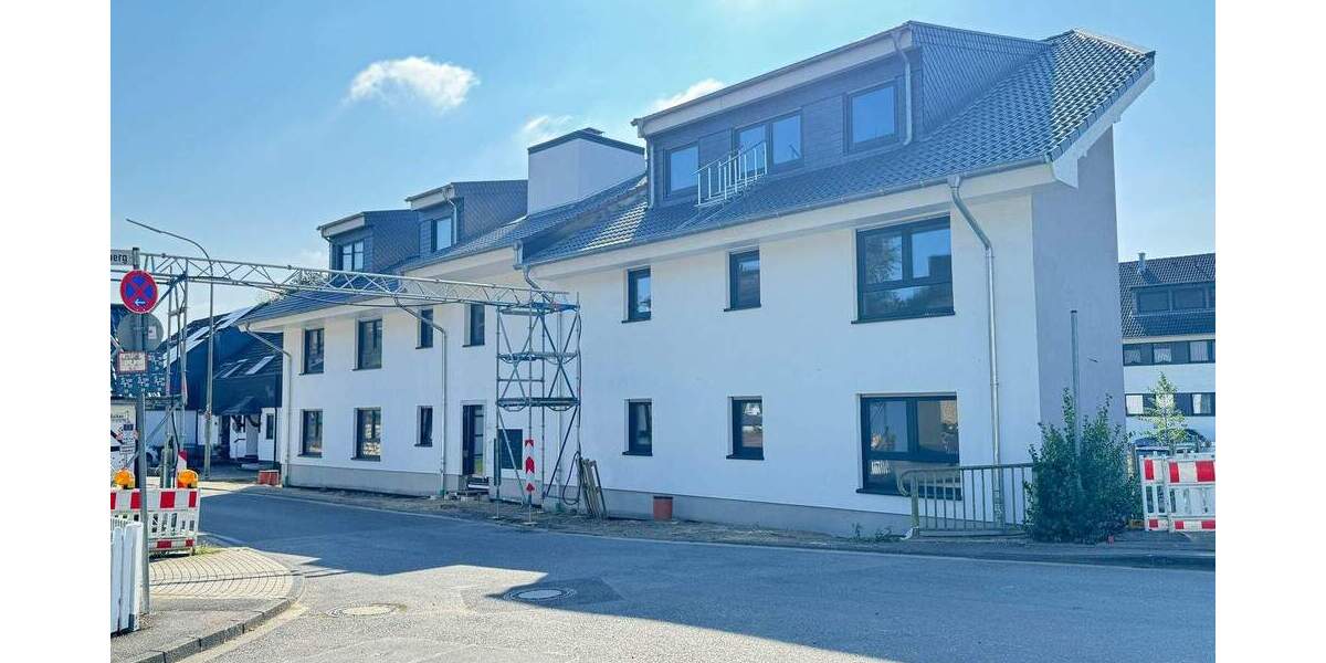 *Gemütlich und attraktiv mit Balkon und Stellplatz* 3 zimmer