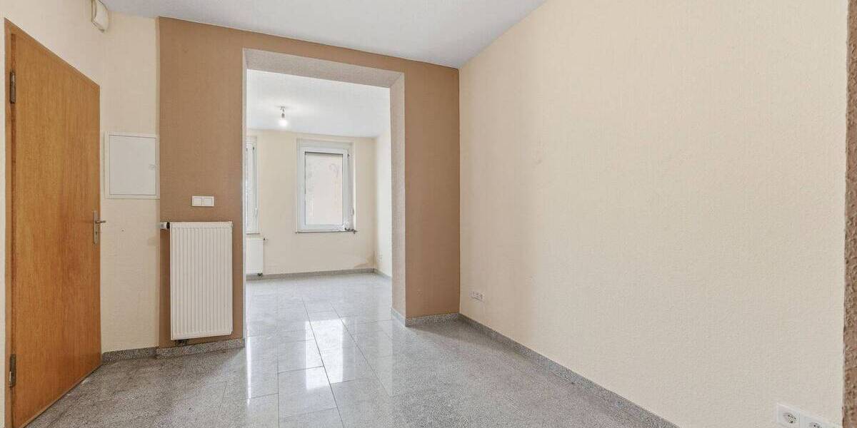 Reihenmittelhaus Neuss Pomona - 7 Zimmer, 144 m&sup2;, 360.000&euro; | Angebot:26733427