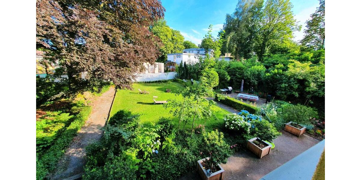 Etagenwohnung Solingen Aufderhöhe - 3 Zimmer, 100 m&sup2;, 400&euro; | Angebot:25220398