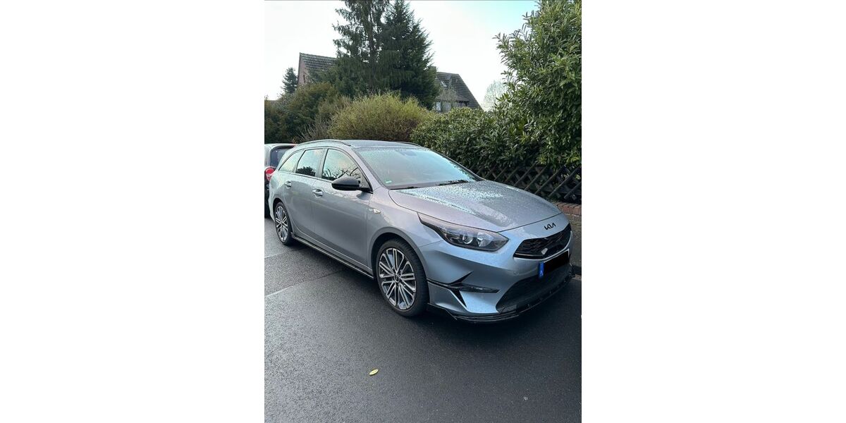 Kia ceed Sportswagon 49.000 km 18.900 &euro; Neuss 41462