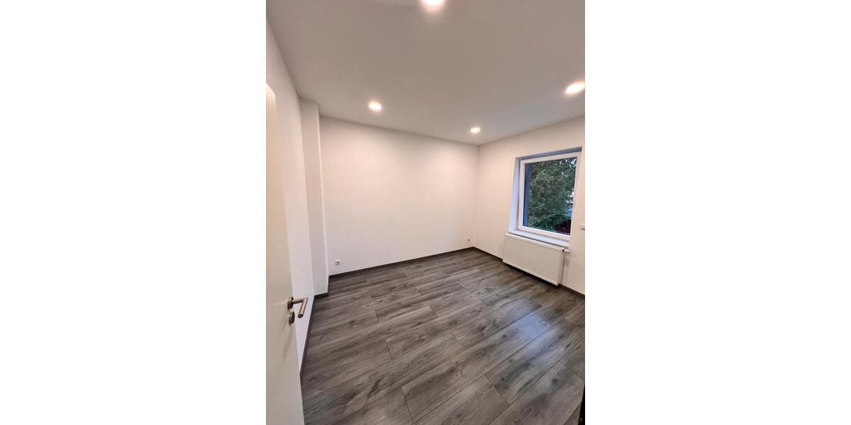 Mehrfamilienhaus, Wohnhaus Mönchengladbach Süd - 10 Zimmer, 210 m&sup2;, 599.000&euro; | Angebot:26348546