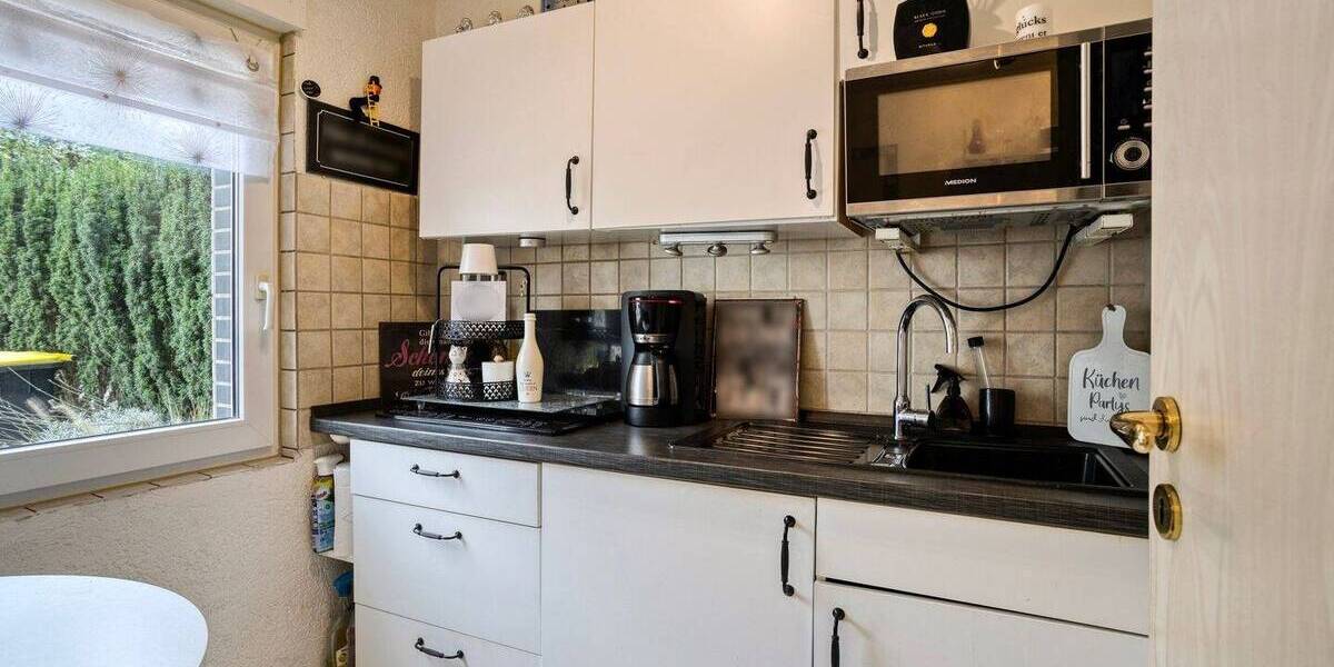 Drei Etagen voller Möglichkeiten - Reihenendhaus mit Einliegerwohnung, Garten & Garage in Winkhausen 7 zimmer