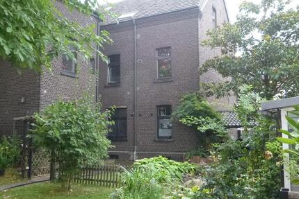 Wohnung Duisburg Mittelmeiderich - 3 Zimmer, 95 m&sup2;, 700&euro; | Angebot:26462850