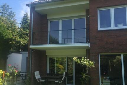 MODERNES HELLES HAUS IN DÜSSELDORF - LUDENBERG MIT EINBAUKÜCHE - 6 zimmer