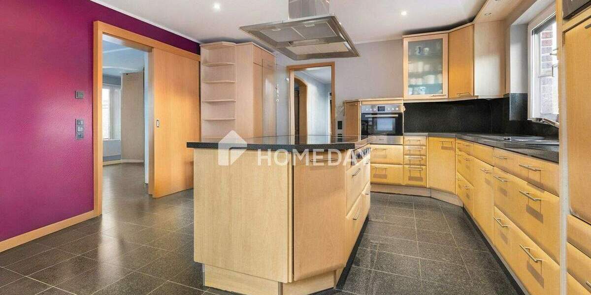 Einfamilienhaus Neuss Holzheim - 7 Zimmer, 253 m&sup2;, 899.000&euro; | Angebot:25108788