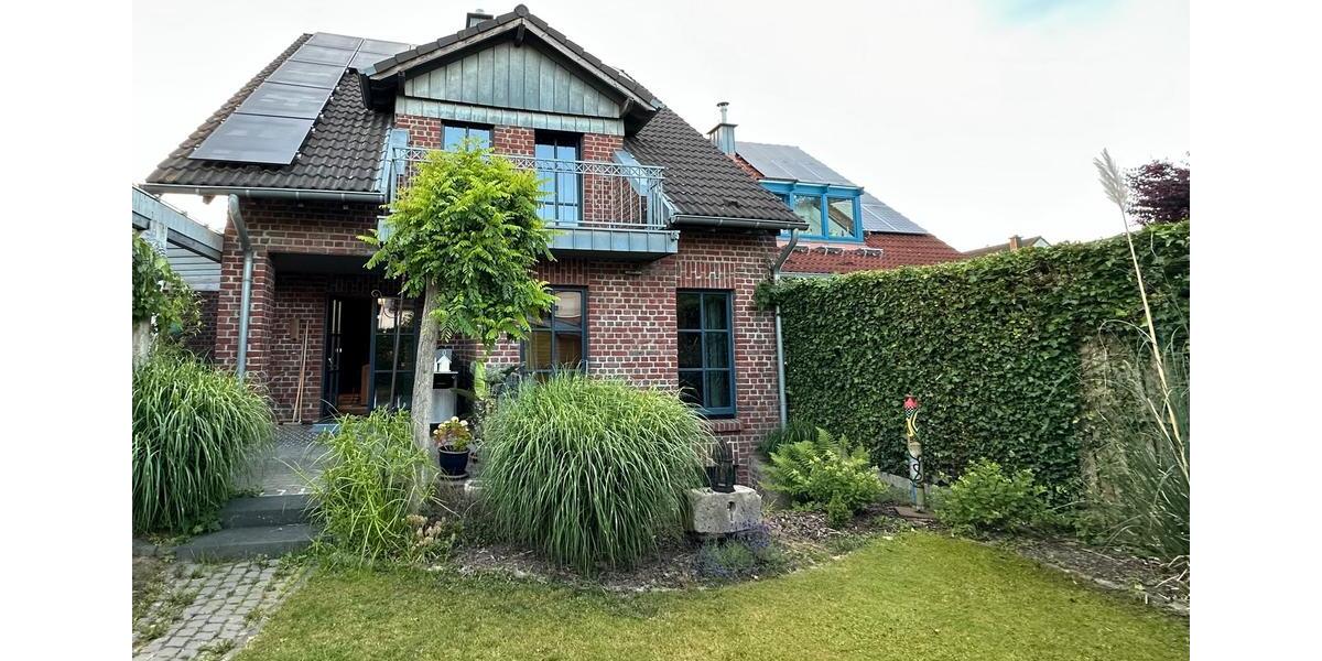 Doppelhaushälfte Korschenbroich - 7 Zimmer, 271 m&sup2;, 795.000&euro; | Angebot:26940544