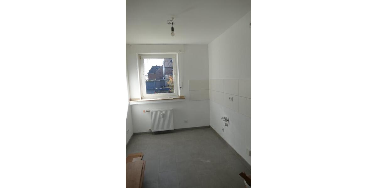 Korschenbroich Glehn, 2ZKDB, Gäste-WC, Balkon, Kamin, 103m², 1.OG 4 zimmer