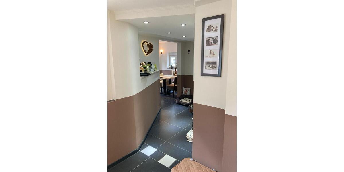 Charmantes Café Eiscafé in kernsaniertem und denkmalgeschütztem Fachwerkhaus! zimmer