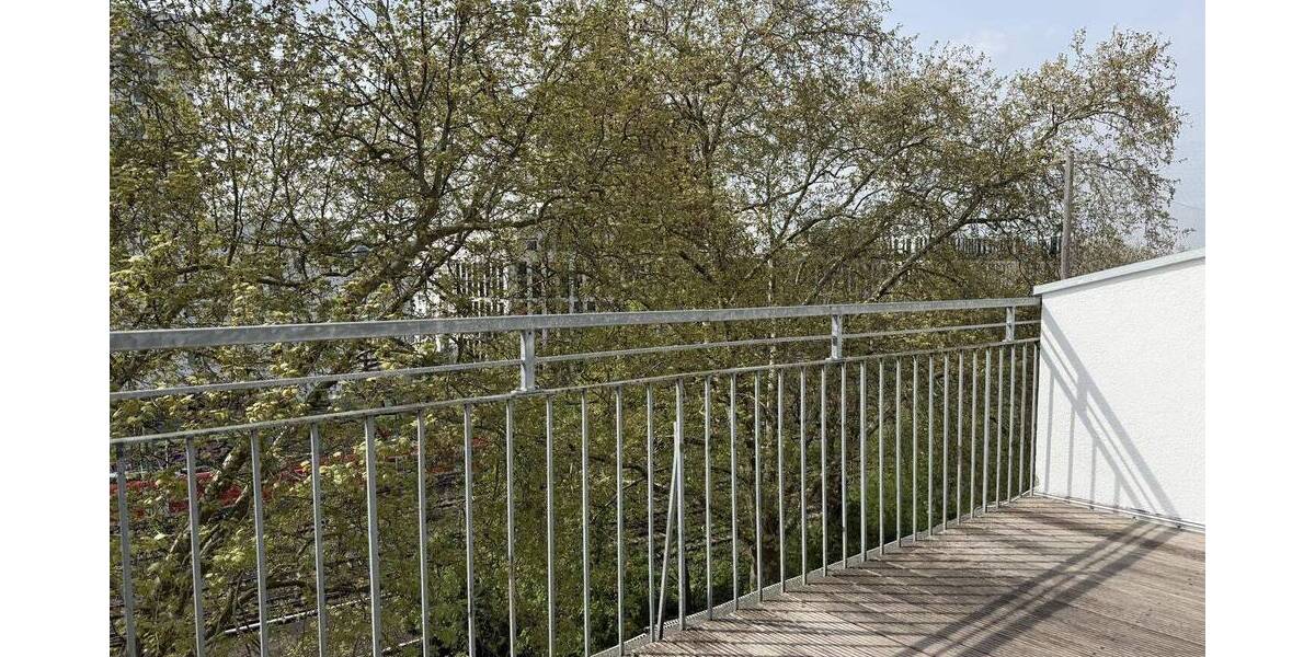 Etagenwohnung Düsseldorf Düsseltal - 2 Zimmer, 52 m&sup2;, 280.000&euro; | Angebot:26733466