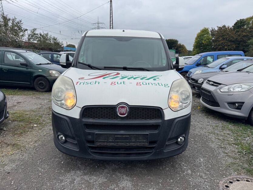 Fiat Doblo 174.000 km 1.999 € Essen 45326