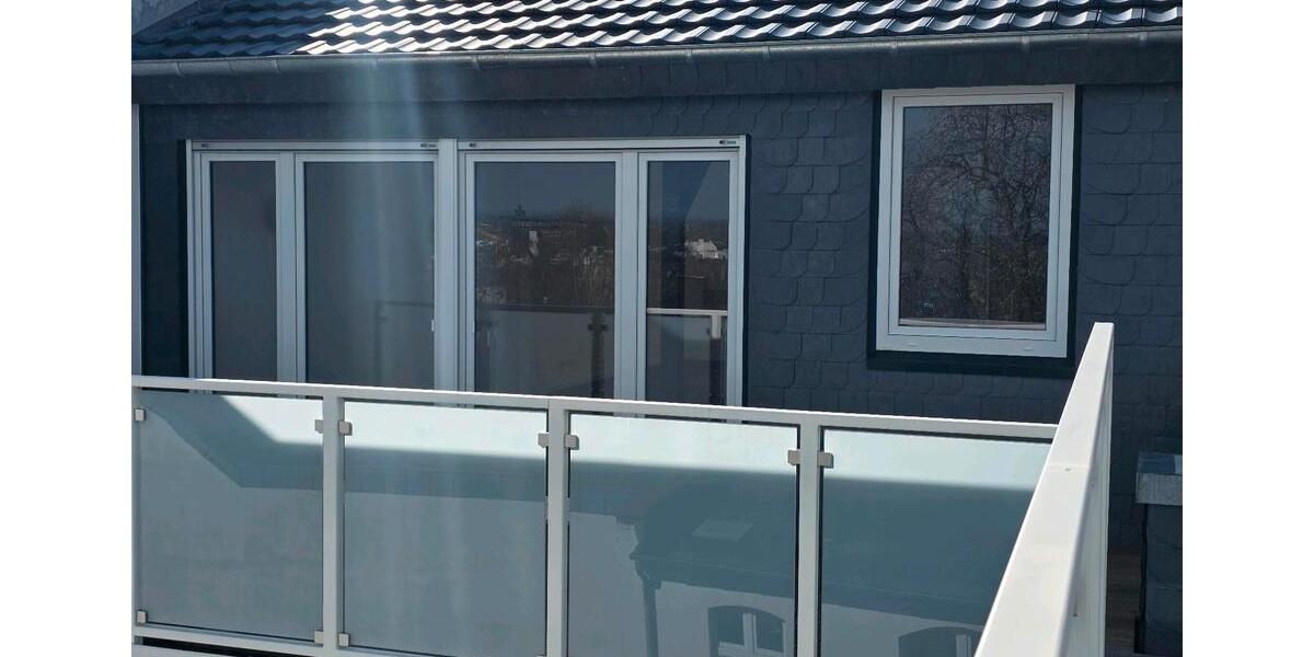 Dachgeschoßwohnung Mönchengladbach - 3 Zimmer, 92 m&sup2;, 1.176&euro; | Angebot:25646320