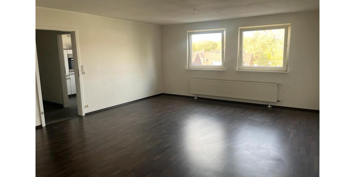 Dachgeschoßwohnung Duisburg Rheinhausen - 1 Zimmer, 85 m&sup2;, 580&euro; | Angebot:26420220