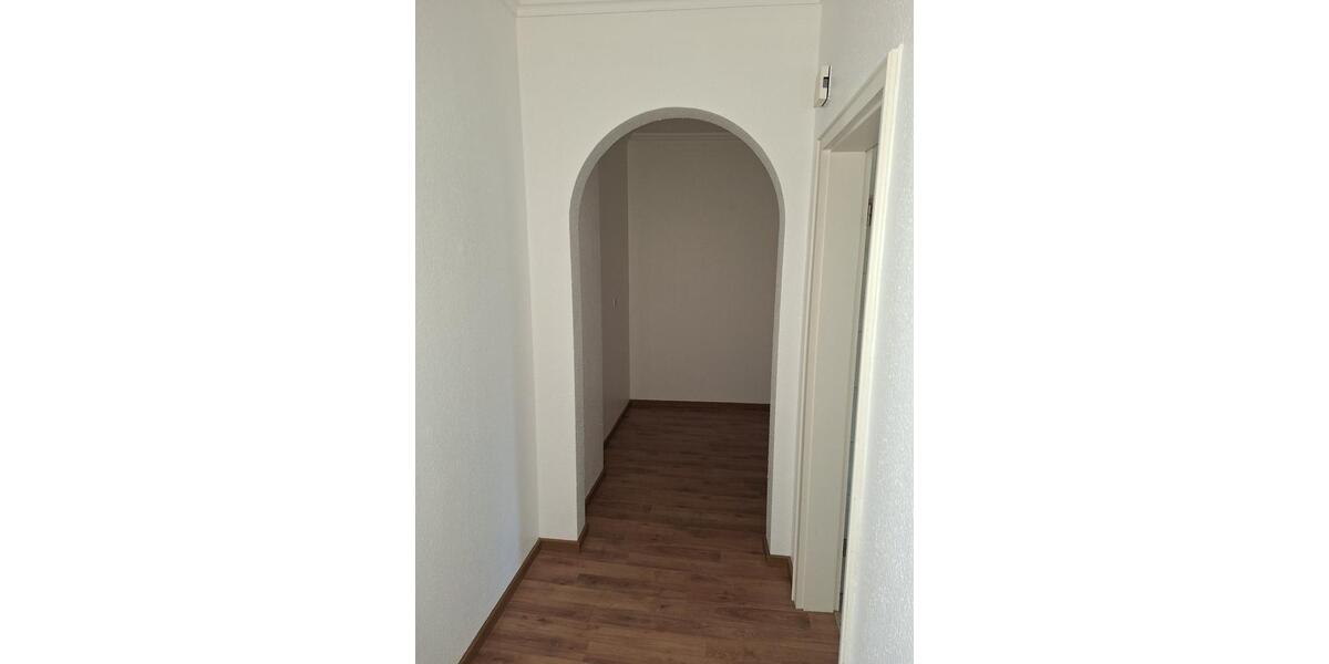 Etagenwohnung Solingen - 3 Zimmer, 80 m&sup2;, 560&euro; | Angebot:25784080