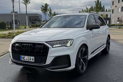 Audi SQ7 232.780 km 46.599 € Meerbusch 40670
