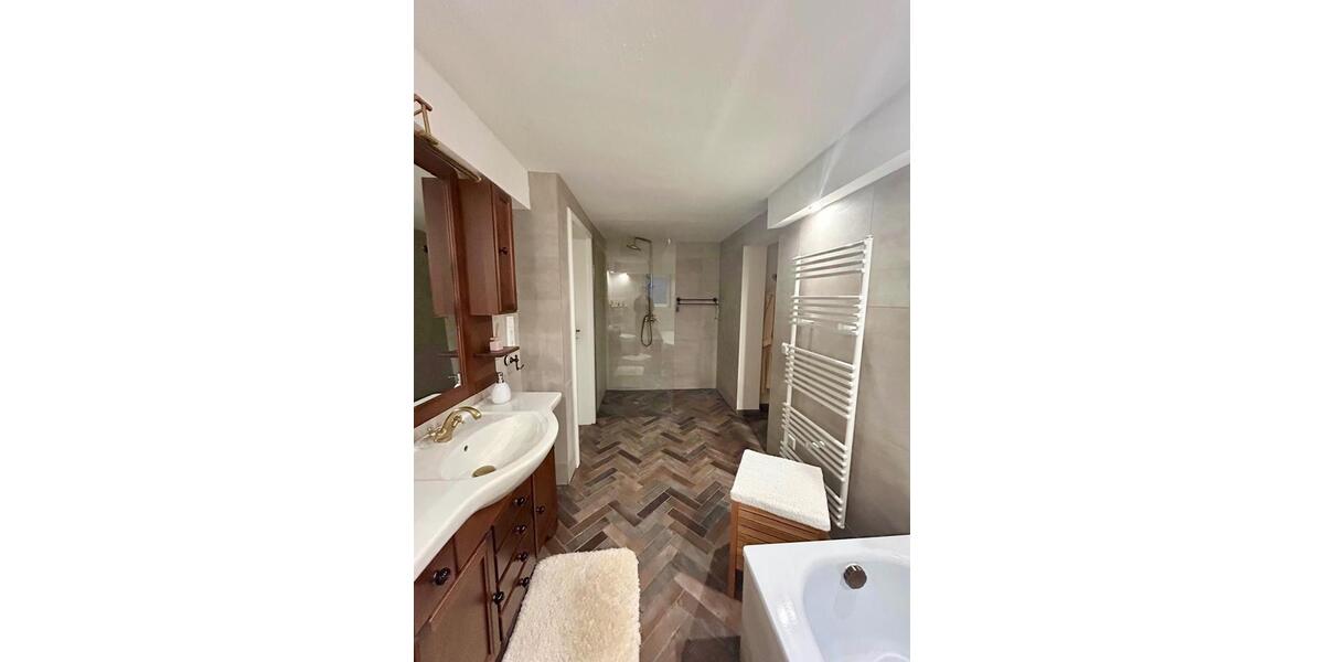 Haus mit Charakter in exklusiver Waldrandlage 18 zimmer