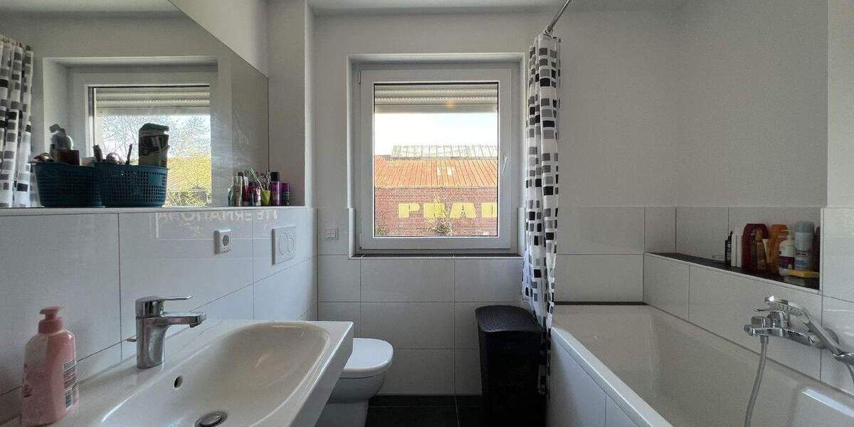 Doppelhaushälfte Mönchengladbach-Wickrath Wickrath - 5 Zimmer, 135 m&sup2;, 529.000&euro; | Angebot:25703882